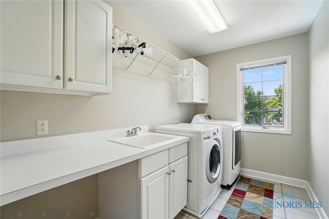7433 Valhalla Drive, Maumee, Ohio image 33
