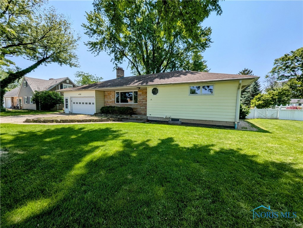 750 E Linfoot Street, Wauseon, Ohio image 3
