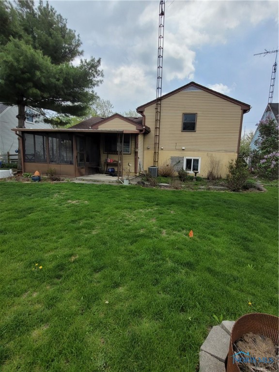 633 Southfield Drive, Maumee, Ohio image 3