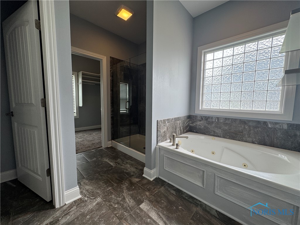 2369 Goldenrod Lane, Perrysburg, Ohio image 17