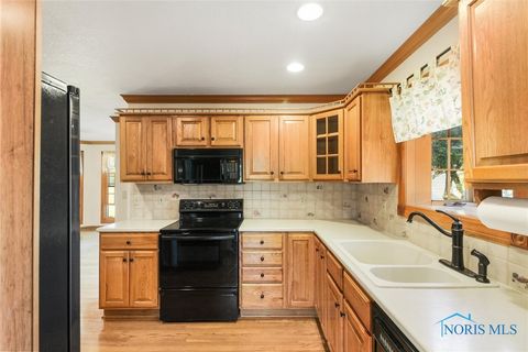 Tiny photo for 1936 County Road 32, Gibsonburg, OH 43431 (MLS # 6136966)