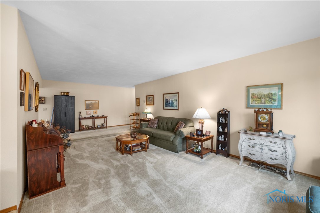 2659 Coveview Drive, Toledo, Ohio image 10