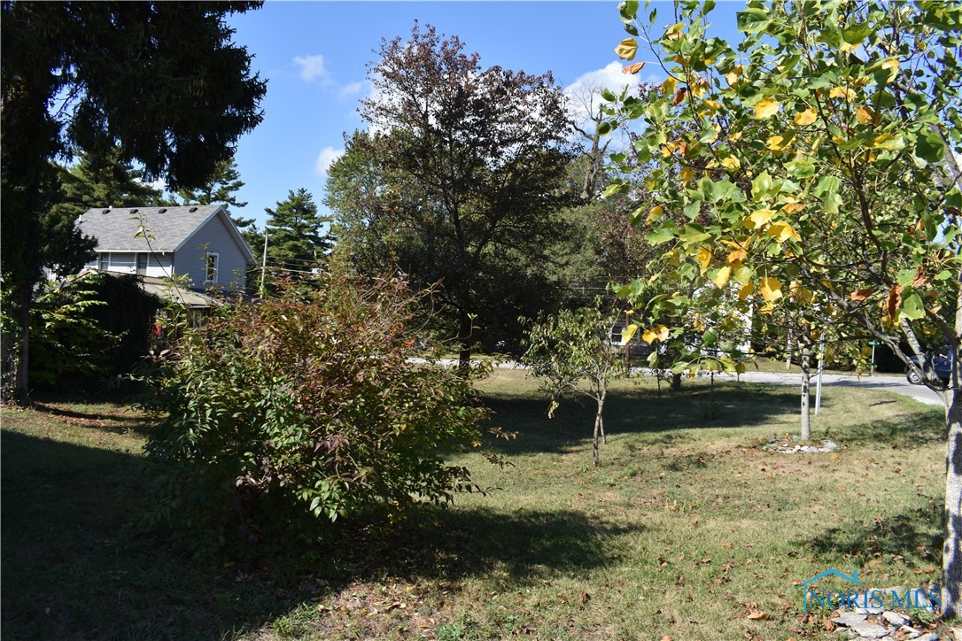 6414 Lenderson Avenue