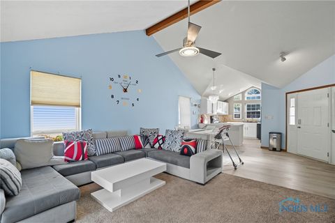 Tiny photo for 408 California Avenue, Findlay, OH 45840 (MLS # 6136032)