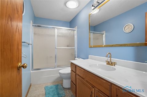 Tiny photo for 408 California Avenue, Findlay, OH 45840 (MLS # 6136032)