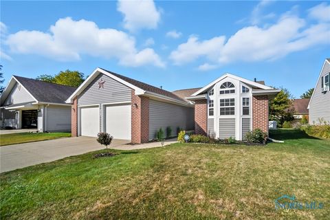 Tiny photo for 408 California Avenue, Findlay, OH 45840 (MLS # 6136032)
