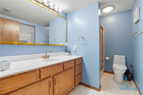 Tiny photo for 408 California Avenue, Findlay, OH 45840 (MLS # 6136032)