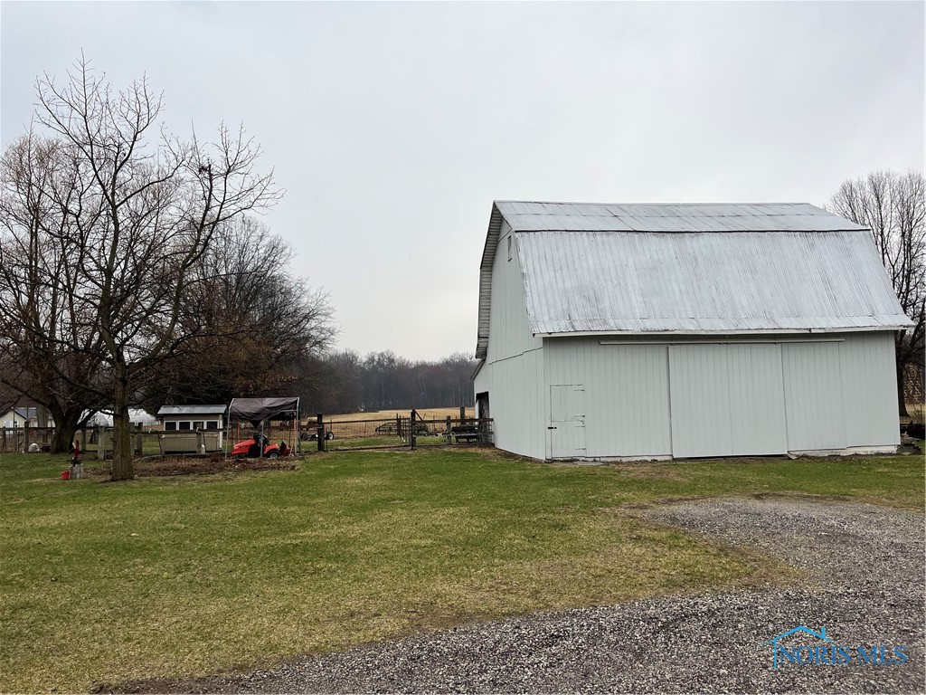 3870 S Eber Road, Monclova, Ohio image 8