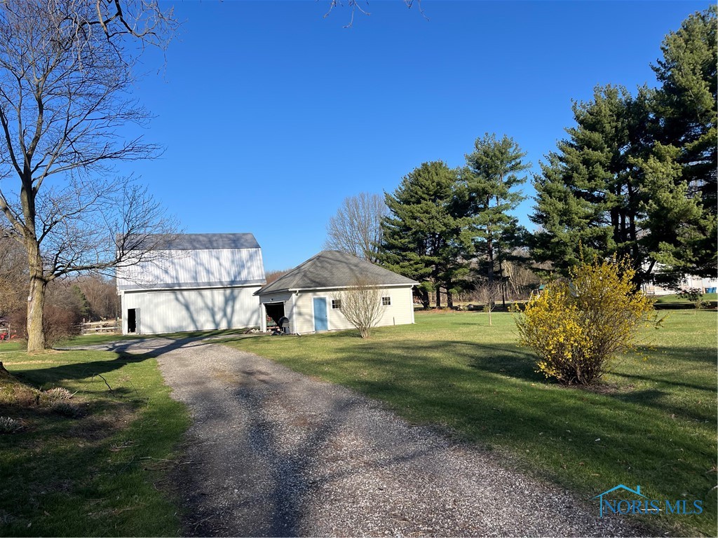 3870 S Eber Road, Monclova, Ohio image 6