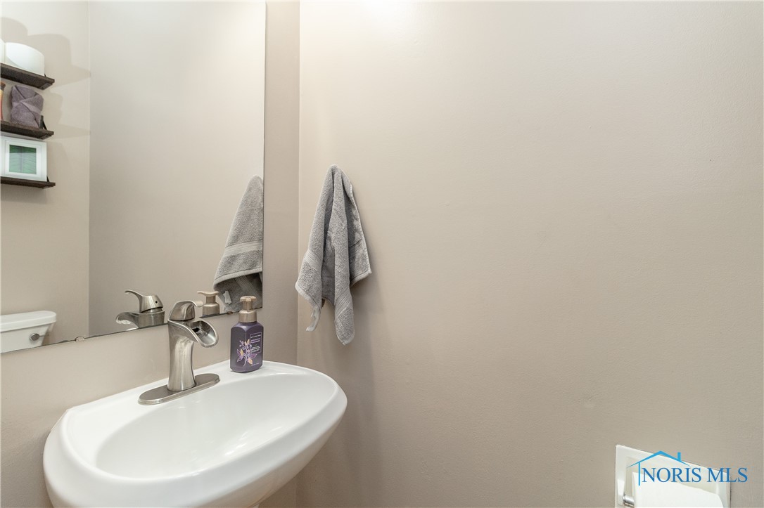3749 Linden Green Drive, Toledo, Ohio image 25