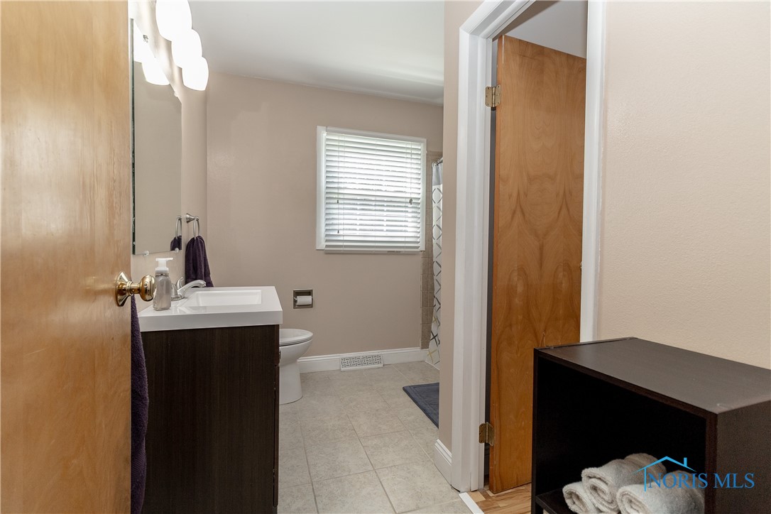 3749 Linden Green Drive, Toledo, Ohio image 30