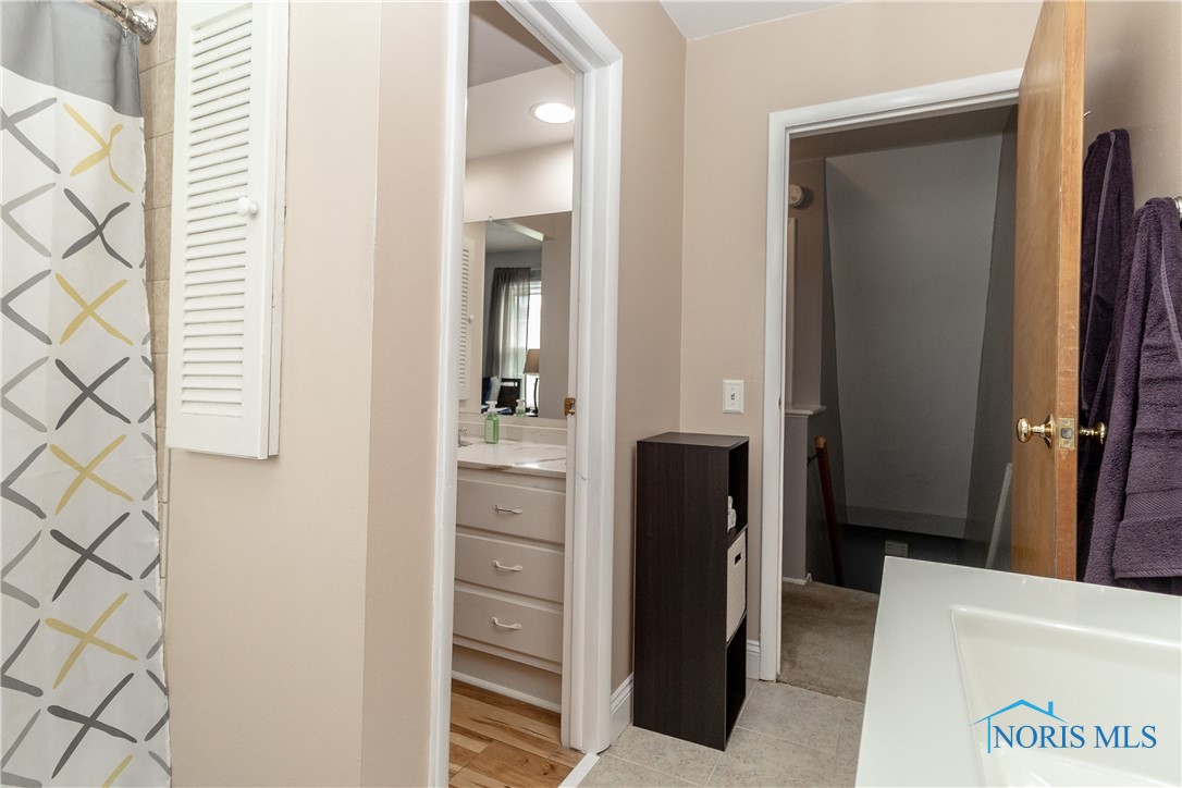 3749 Linden Green Drive, Toledo, Ohio image 32