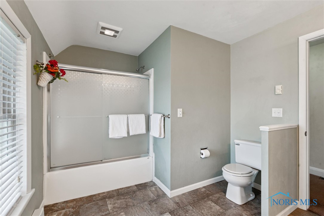 2454 Adams Ridge Road, Defiance, Ohio image 38
