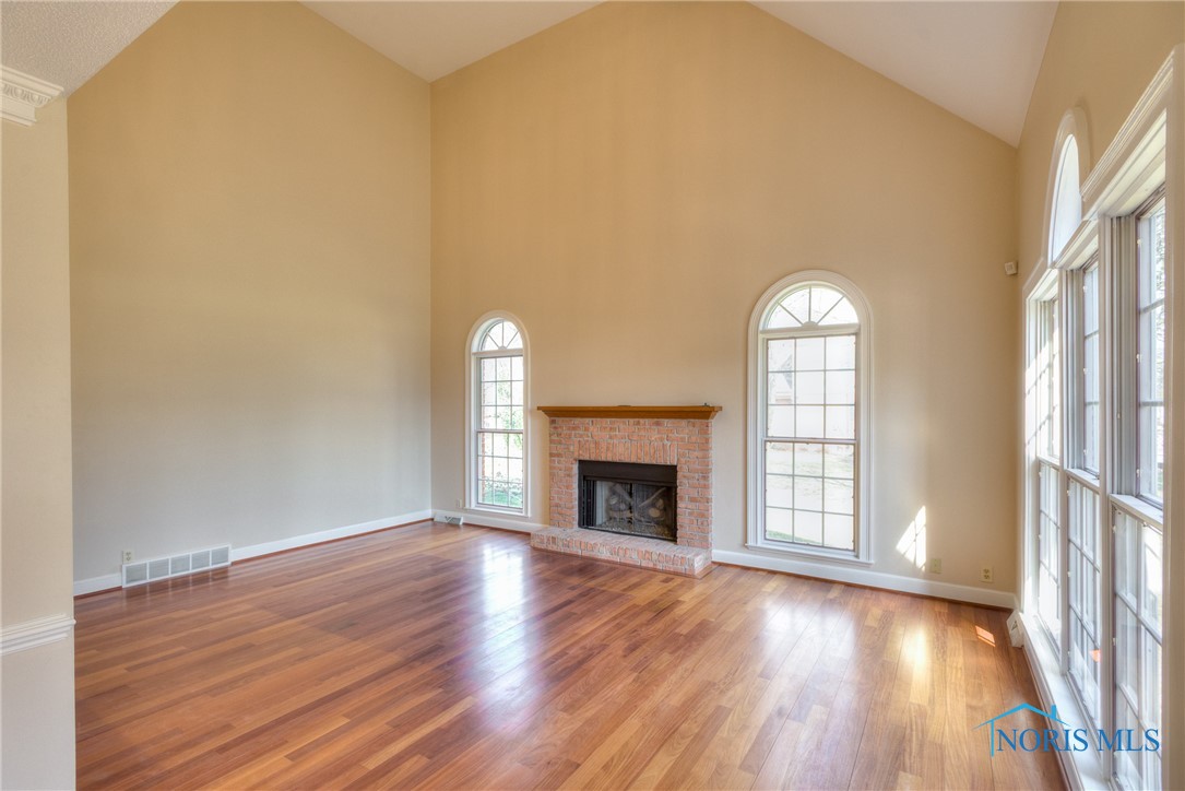 9504 Sheffield Road, Perrysburg, Ohio image 4