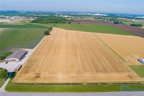 Photo of 0 Oregon Road, Perrysburg, OH 43551 (MLS # 6123118)