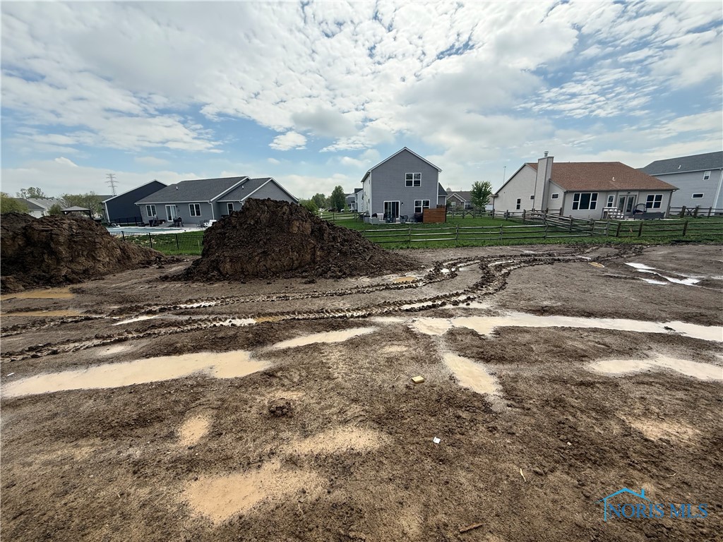 719 W Ironwood Drive, Rossford, Ohio image 13