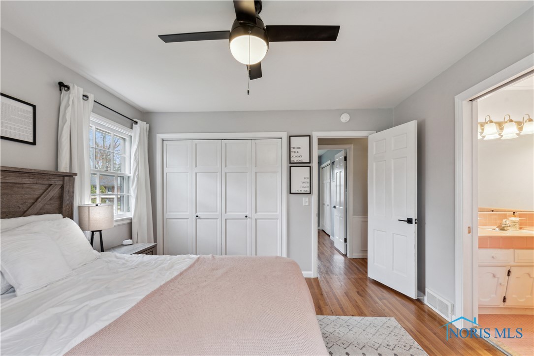 3704 Naples Drive, Toledo, Ohio image 23