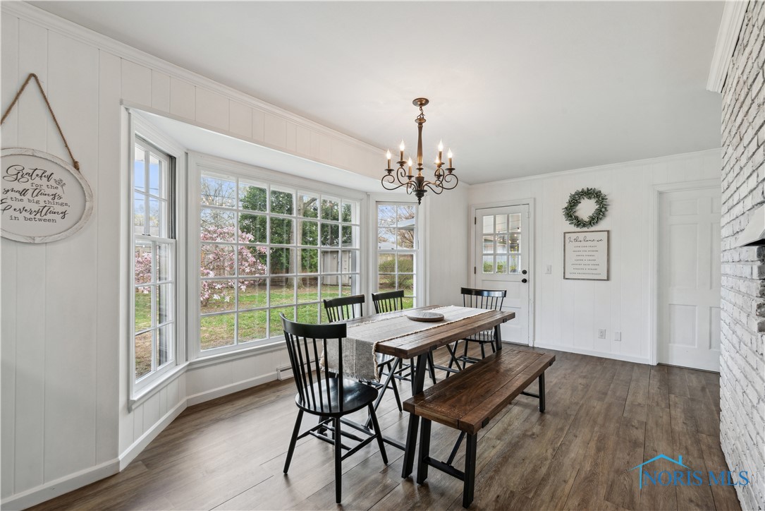3704 Naples Drive, Toledo, Ohio image 14