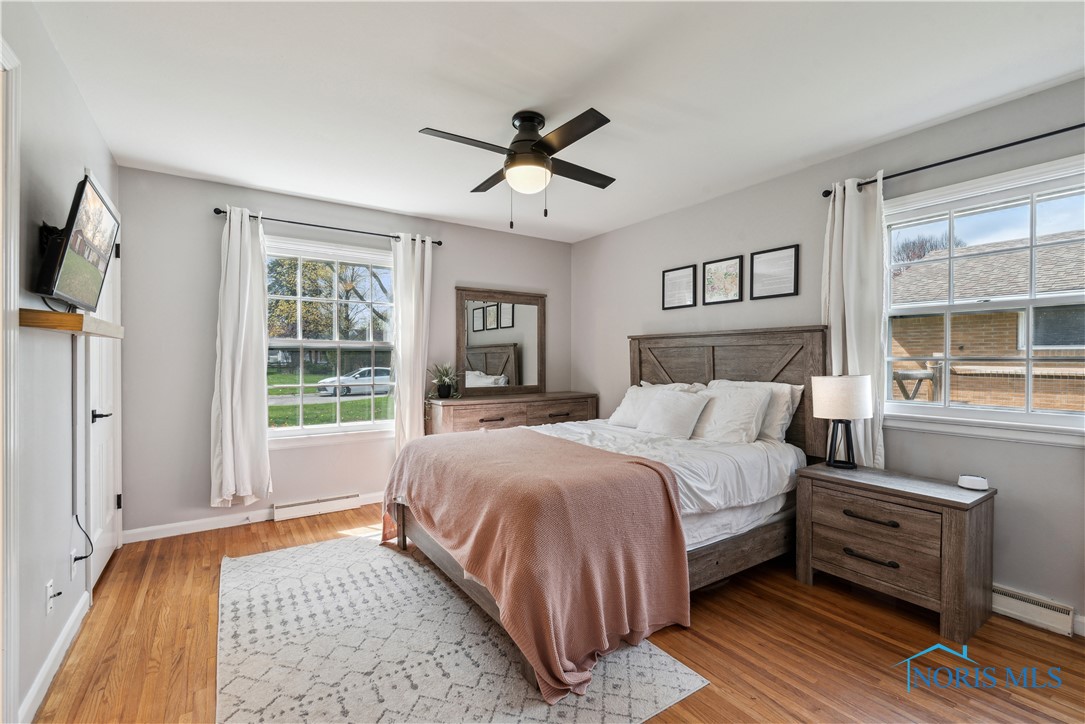 3704 Naples Drive, Toledo, Ohio image 20