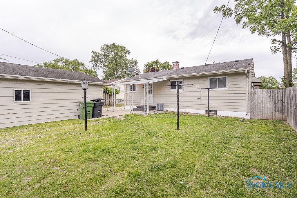 1048 Richland Street, Maumee, Ohio image 37