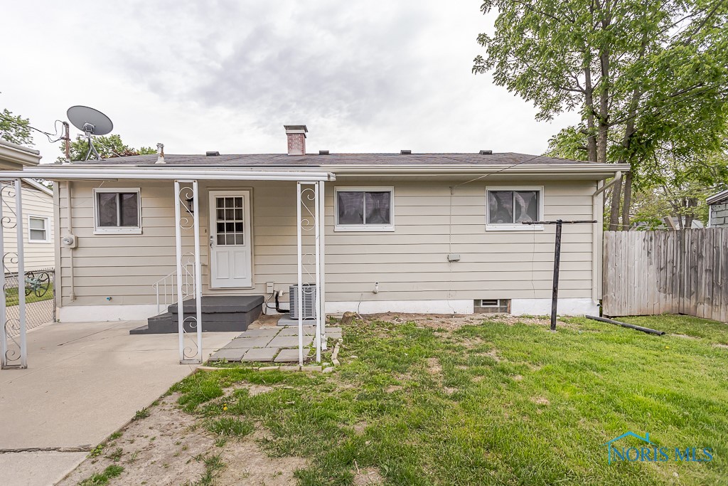 1048 Richland Street, Maumee, Ohio image 36