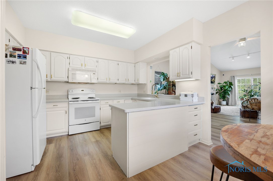 7 Glades Drive, Perrysburg, Ohio image 10