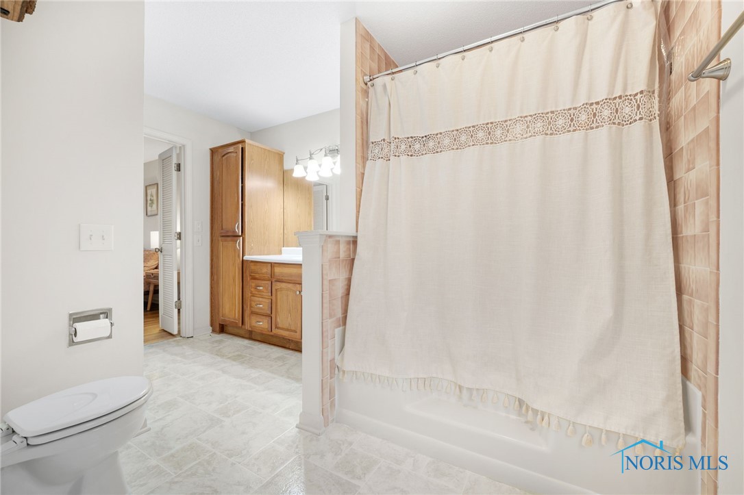 7 Glades Drive, Perrysburg, Ohio image 19
