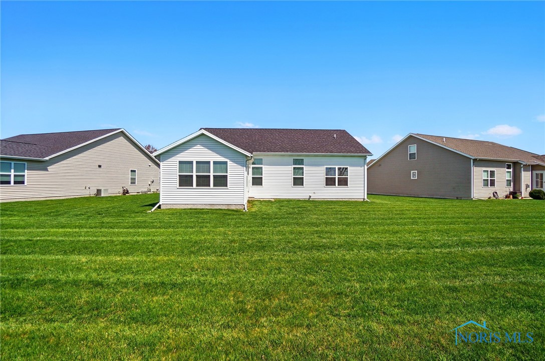 26231 Turnbridge Drive, Perrysburg, Ohio image 27