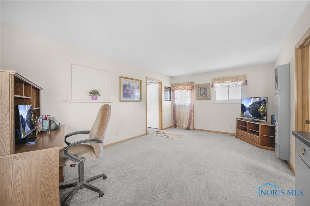 1054 Maple Street, Perrysburg, Ohio image 20