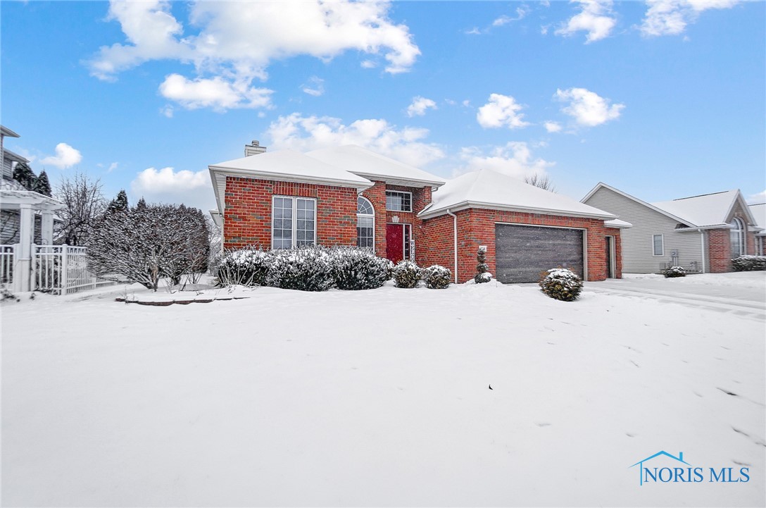766 Parkview Drive, Findlay, Ohio image 2