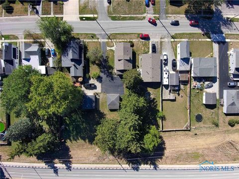 Tiny photo for 334 E Foulke Avenue, Findlay, OH 45840 (MLS # 6136584)