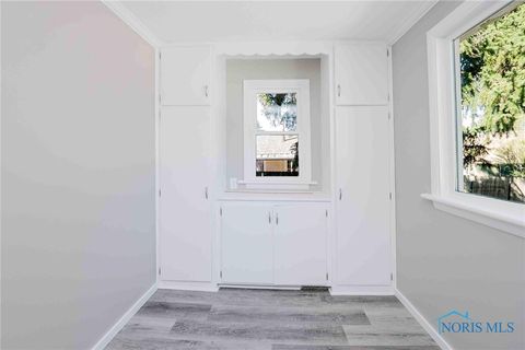 Tiny photo for 334 E Foulke Avenue, Findlay, OH 45840 (MLS # 6136584)