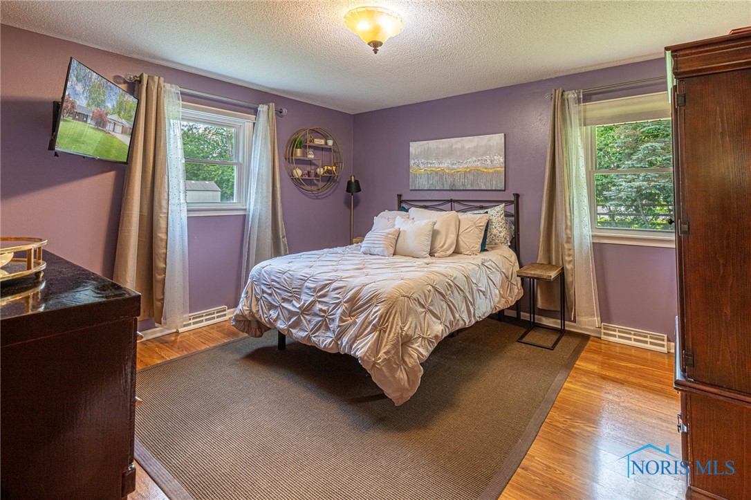 4911 Claradale Road, Toledo, Ohio image 27