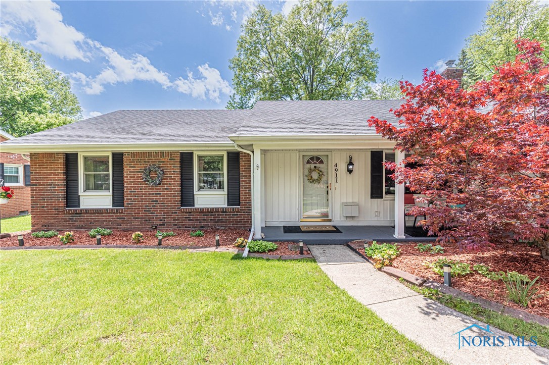 4911 Claradale Road, Toledo, Ohio image 6