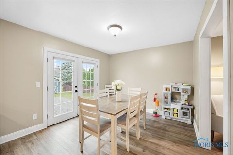 Tiny photo for 516 Cranberry West, Findlay, OH 45840 (MLS # 6136545)