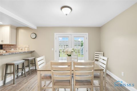 Tiny photo for 516 Cranberry West, Findlay, OH 45840 (MLS # 6136545)
