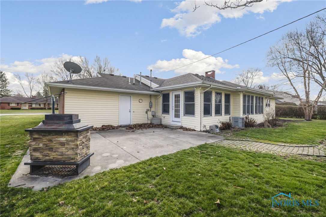 506 Orchard Lane, Findlay, Ohio image 32