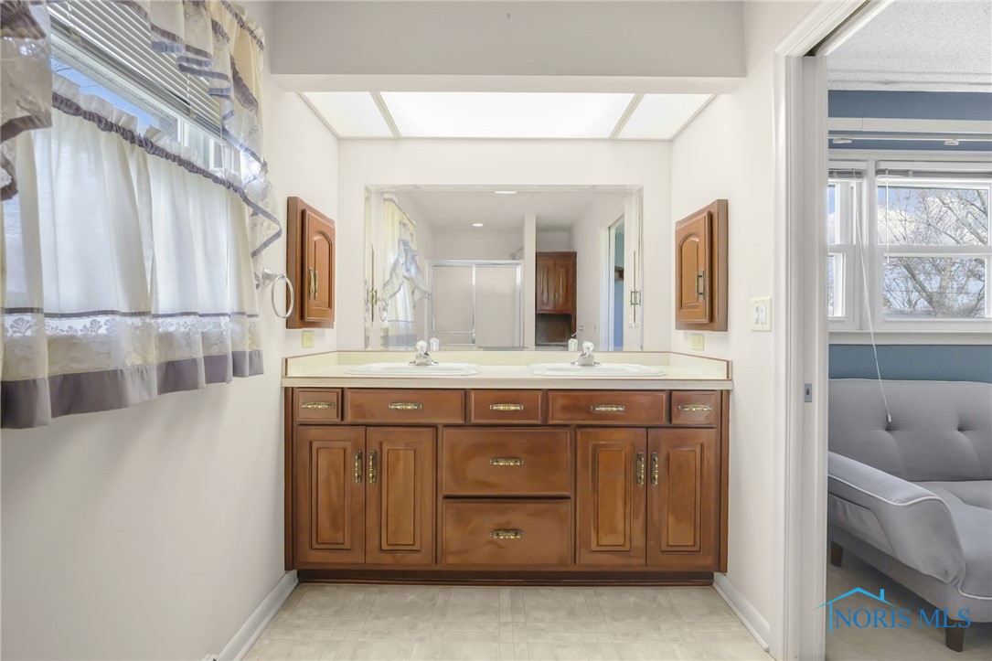 506 Orchard Lane, Findlay, Ohio image 18