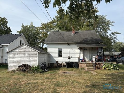 Tiny photo for 1124 Highland Avenue, Napoleon, OH 43545 (MLS # 6136063)