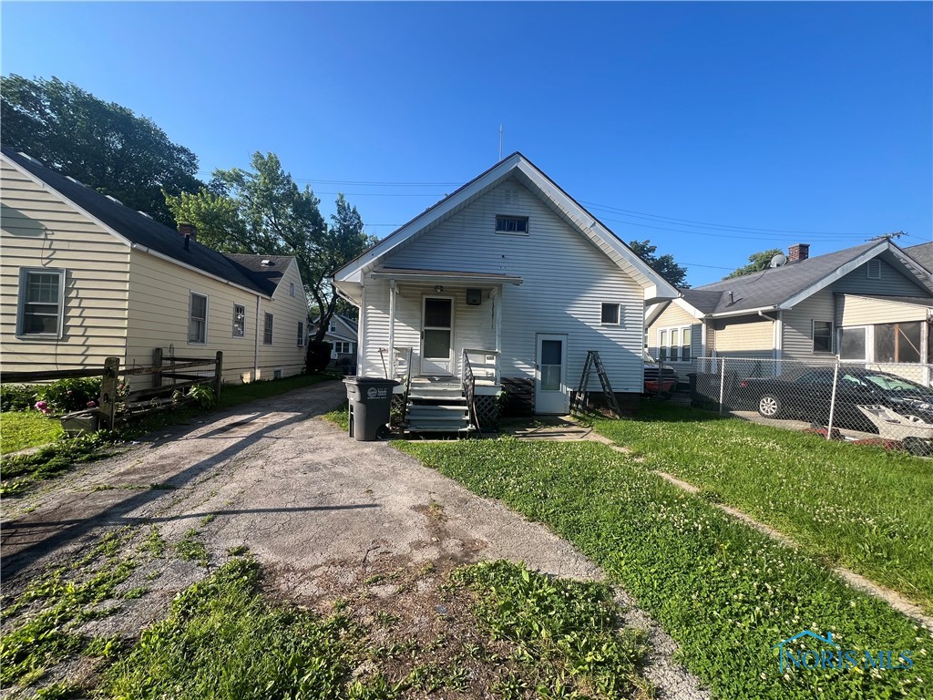 1048 Hawk Street, Toledo, Ohio image 2