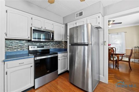 Tiny photo for 3823 Woodmont Road, Toledo, OH 43613 (MLS # 6136932)