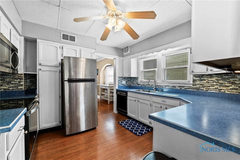 Tiny photo for 3823 Woodmont Road, Toledo, OH 43613 (MLS # 6136932)