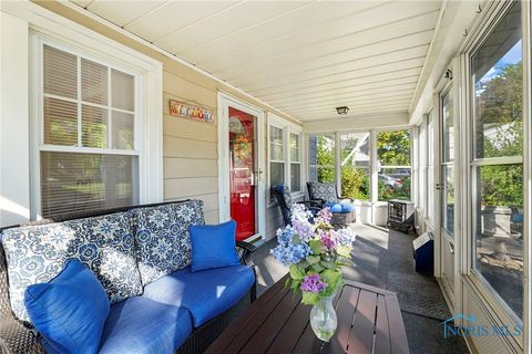 Tiny photo for 3823 Woodmont Road, Toledo, OH 43613 (MLS # 6136932)