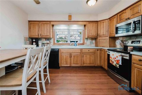Tiny photo for 3300 Crosshill Drive, Findlay, OH 45840 (MLS # 6136868)