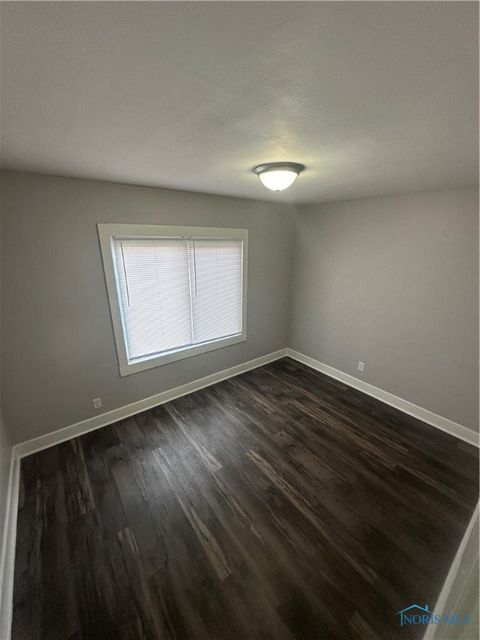 Tiny photo for 1777 South Avenue, Toledo, OH 43609 (MLS # 6136085)