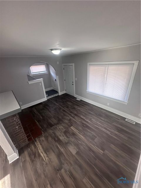 Tiny photo for 1777 South Avenue, Toledo, OH 43609 (MLS # 6136085)