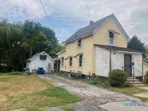 Tiny photo for 625 Bush Place, Fremont, OH 43420 (MLS # 6136191)