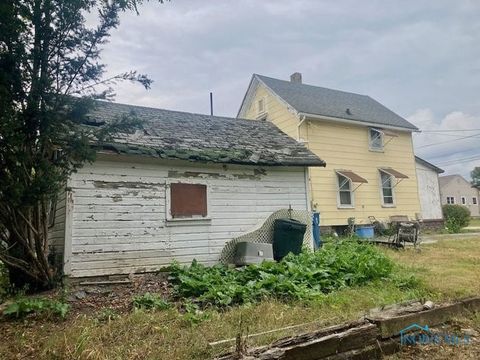 Tiny photo for 625 Bush Place, Fremont, OH 43420 (MLS # 6136191)
