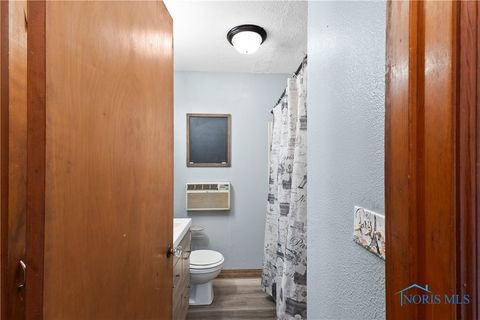 Tiny photo for 5434 Lewis Avenue, Toledo, OH 43612 (MLS # 6136602)