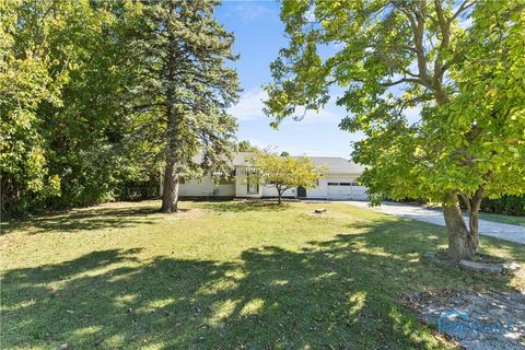 Tiny photo for 5434 Lewis Avenue, Toledo, OH 43612 (MLS # 6136602)